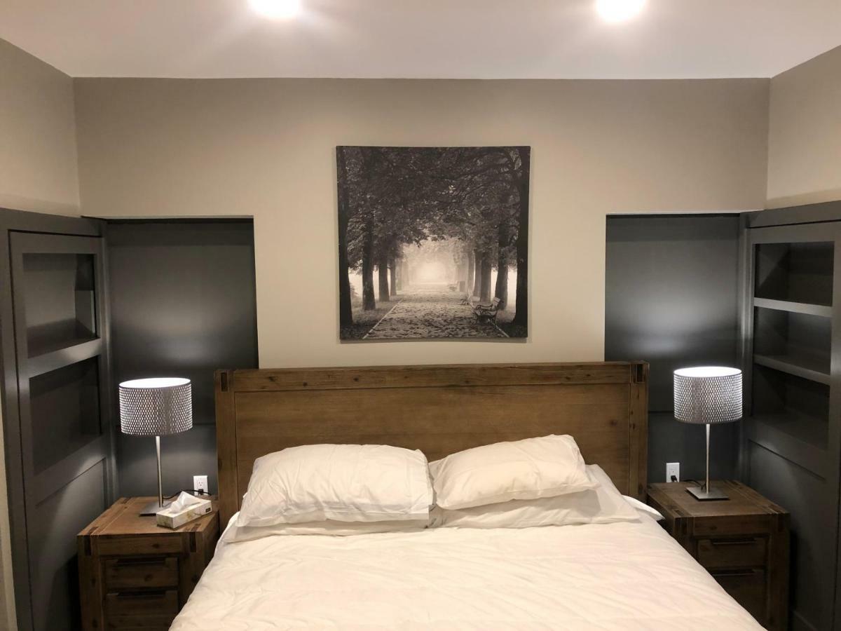 Fairholm Boutique Inns Шарлъттаун Стая снимка
